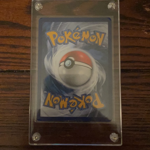 Pokémon legendary dog set will not separate - Picture 5 of 7